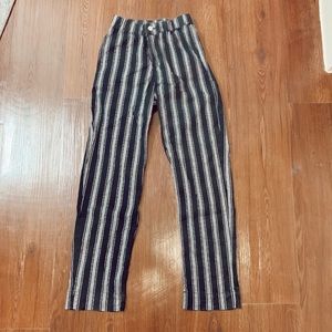 ⭐️ SUPER CUTE Brandy Melville pants! ⭐️ <3
